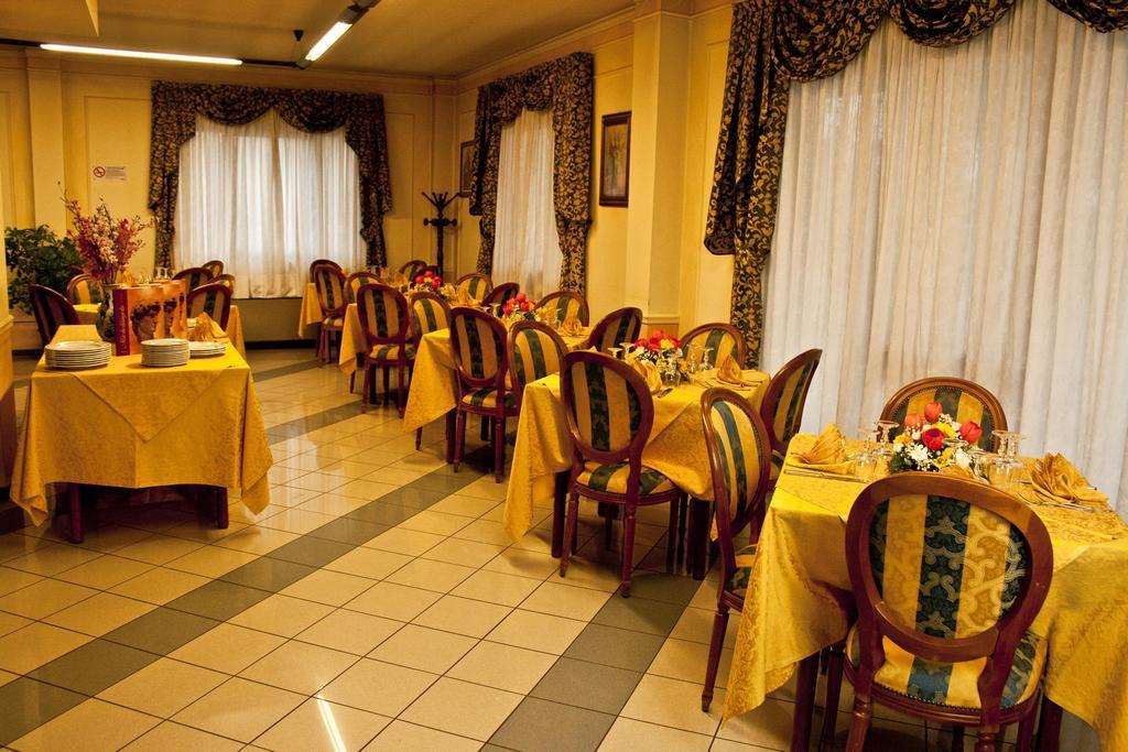 Hotel Michelangelo Rezzato Εξωτερικό φωτογραφία